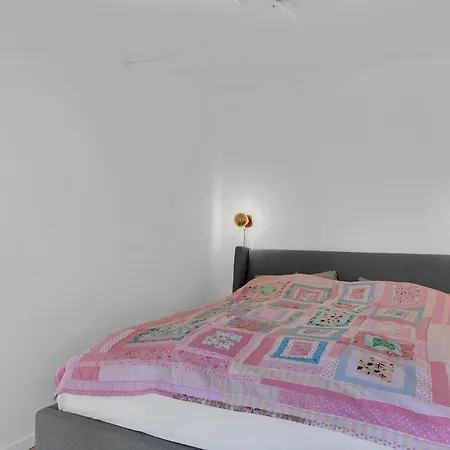 3 Bedroom Cozy In Feriehus *