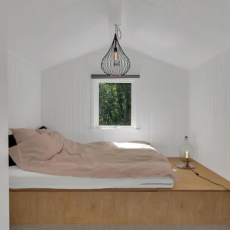 Feriehus 3 Bedroom Cozy In