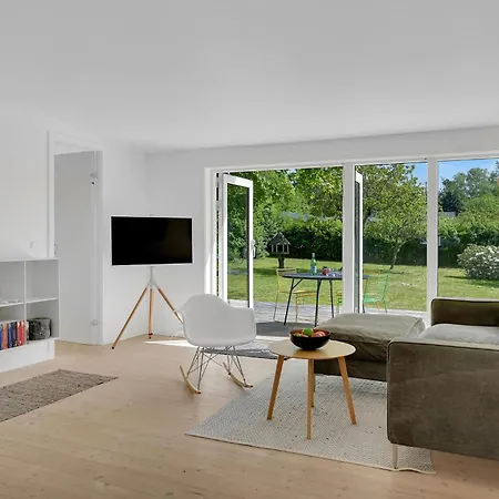 3 Bedroom Cozy In