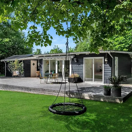 3 Bedroom Cozy In
